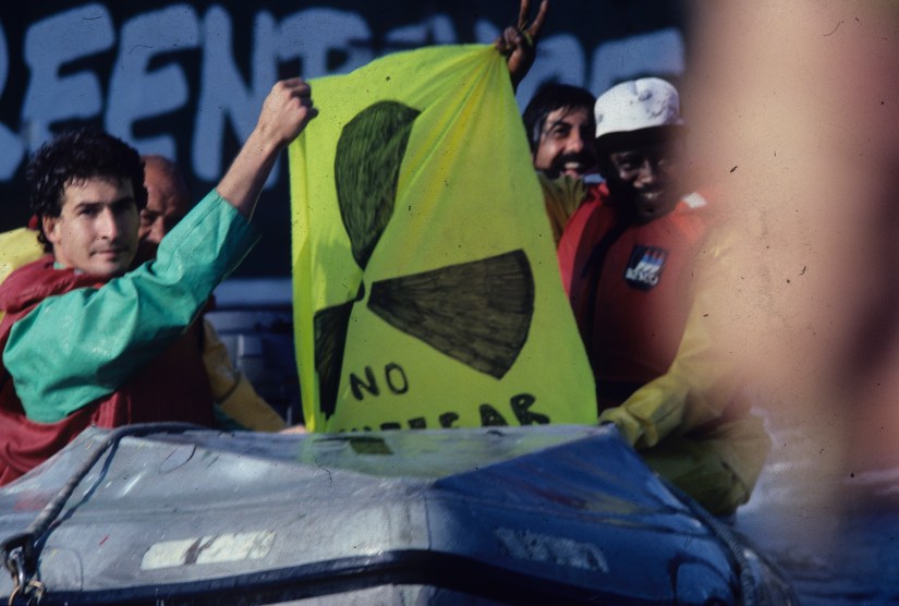 Maiore '89 - Greepeace protest at the Base